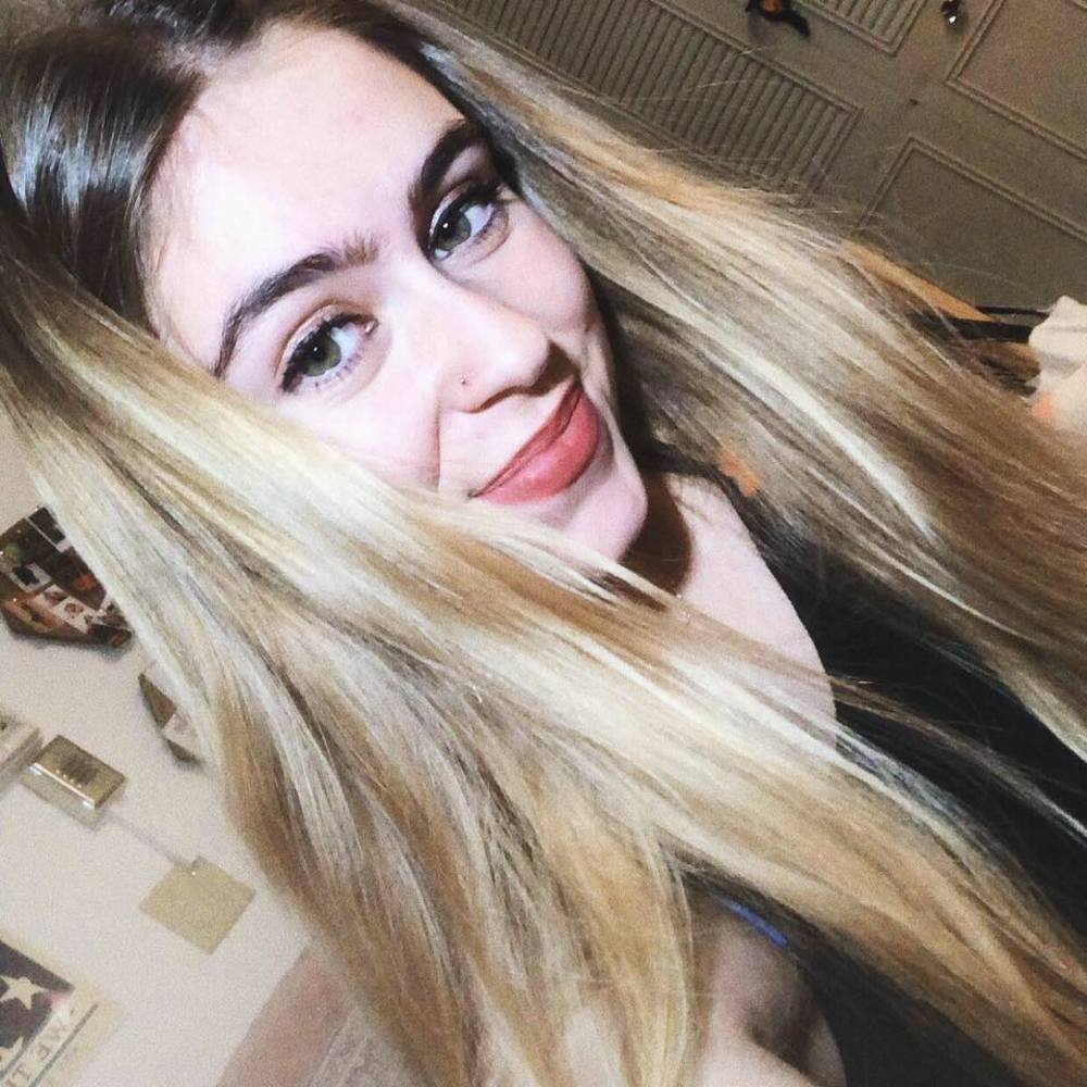 Meet your Posher, Lily